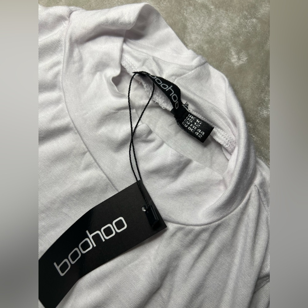 2 Boohoo Halter Tank Tops/ Crop Tops - Picture 3 of 4